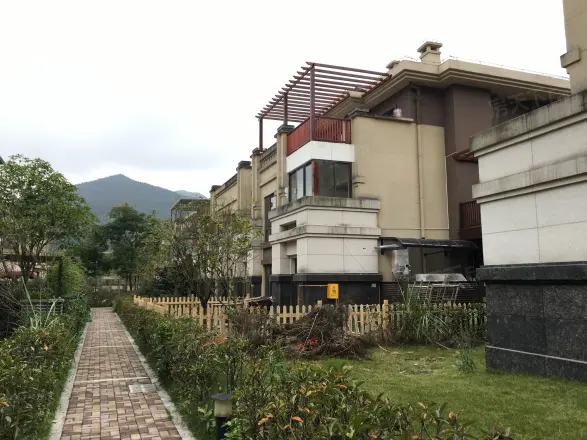 宝嘉花与山别墅