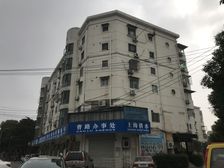 带电梯的全明户型,镇政府旁边,生活方便,业主诚意卖