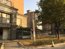 12+9双轨交小区旁洞外采光无遮挡