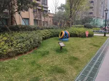 6号线地铁口,次新小区,环境优美;高楼层采光无忧