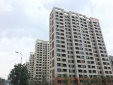 电梯两房,小区品质高,环境好,近地铁