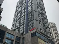 杨家坪正规大四房,采光充足!位置好交通便利