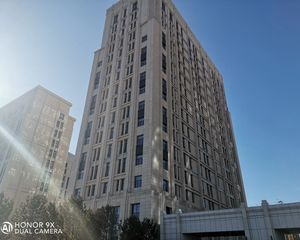 亲亲尚城好房出售 出门地铁口公交站