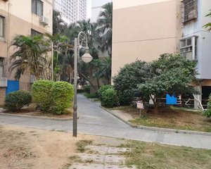 万科城市花园,配套设施齐全,交通出行方便,生活便利