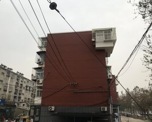 4小区3室非顶层可贷款