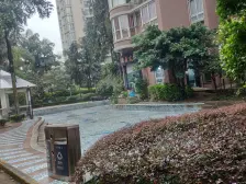 此房距离沙坪公园近,出行方便,配套成熟,生活方便。