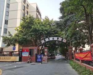 房东诚心售卖,精装一房,小区配套完善