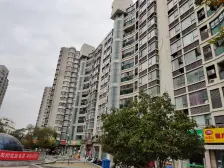 多层复式,面积大,带大露台,实用性大,诚意出售