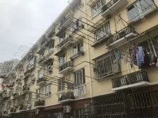 精装修 拎包及住带阁楼50平送! 视野好,业主非常诚心