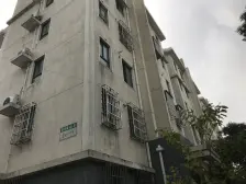 新上,送40平阁楼,带露台,南北通大两房,一梯两户,全明户型