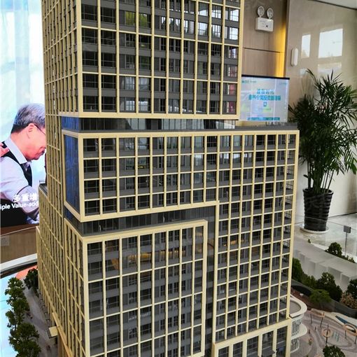 绿地·海珀天润1室1厅1卫西朝向1700.00元/月出租