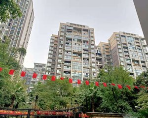 鸿阁一号4室2厅南北