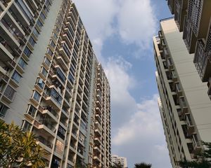 中山公园旁 精装1房 业主急售
