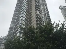 近2号线轻轨,正规三房,配套齐全,生活出行方便