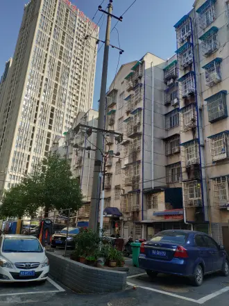 天鸿小区
