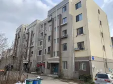 松江路地铁口旁 生活出行方便 大面积通透户型采光好