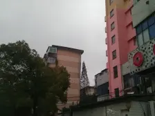 青山湖小区 南北通透,采光好 近地铁 中间楼层