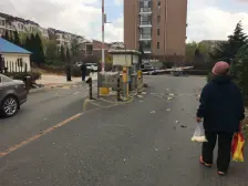 精装修南北向,可拎包即住,看房方便,户型好