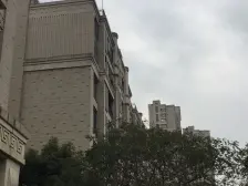 臻品嘉园三房,交附没用,沿河无遮挡,能看三件套