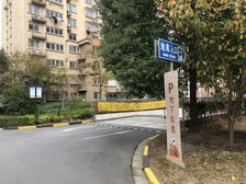 2014年小区,郊野公园旁,M8联航路,大一房一厅户型正