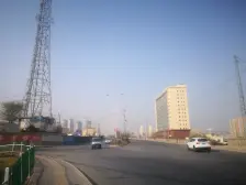 西客站四室两厅 南北通透 中间楼层