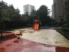 建面八千多的洋房带大花园,带地下室,诚心卖