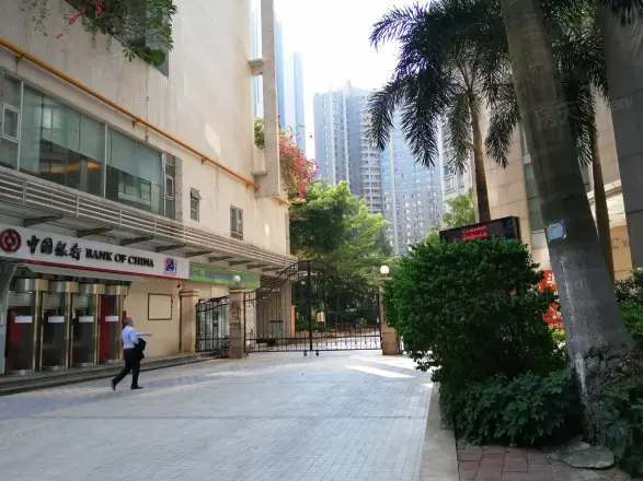 利雅湾