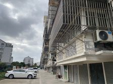 近南通大学五山花苑带阁楼小露台大车库诚心出售