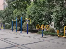 都市未来花园 南北通透,采光好 装修好,环镜优美 视野好,诚心出售