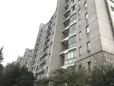 大唐国际公寓+南北通透+南北花园+5V1+建西没用