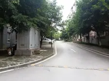 近轻轨,近公交,出行便利,配套成熟,总价低