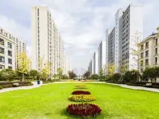 联排中间户 百万自住精装 带车库 诚心卖价格好谈