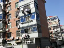 温馨一居室,百年中山书香,配套齐全近地铁