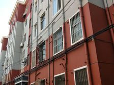 一楼带院子+醉白池地铁站+方塔园+看房方便+业主诚售