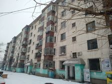 包百商圈 成熟社区 小区有健身器材 出行方便