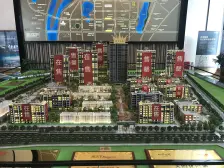 九颂山河精装,地铁口交通方便家门口商场