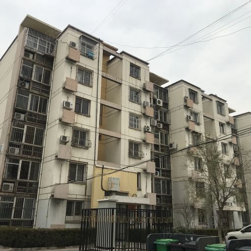 黄辛庄小区2室1厅1卫南北朝向2200.00元/月出租