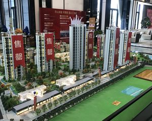 九颂山河洋房一楼带院子无贷款诚心卖