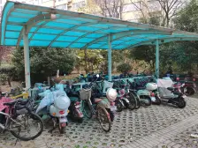 财政局家属院 精装四室 带车位 小高层 中层 公摊小