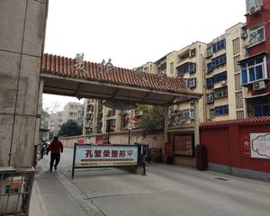 房子全明户型,双气入户,房东诚心出售