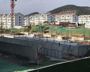 两居室精装修户型方正楼层好
