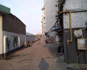 石碶塘西中路宸卿旁鄞江住宅区三楼双阳台