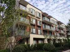 二梯四户,主卧朝南,南北通透,品质小区,环境优美,诚意出售,房型正气