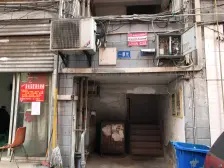 电梯三房双卫,业主住家装修,诚心出售