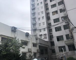 小区中心位置,小区景观位置,装修齐全,精装好房
