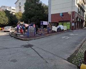 江南公寓1室1厅东南