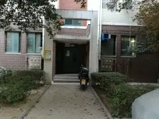 近地铁 产权清晰 双卫格局 满五 出行方便 商业配套齐全