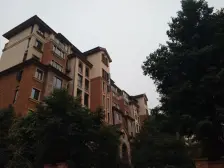 钓鱼嘴半岛 康田栖樾洋房三房133.9万