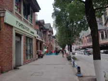 万达旁!近龙湖!晋愉洋房带大露台!装修花了几十颗