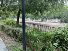 成熟小区,适合居住,交通便捷,出门就是沿街商铺